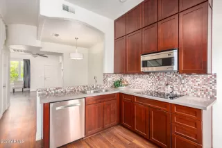 Photo #5: 6579273 Listing 