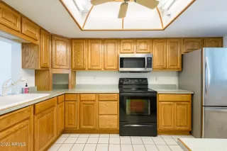 Photo #3: 6579398 Listing 