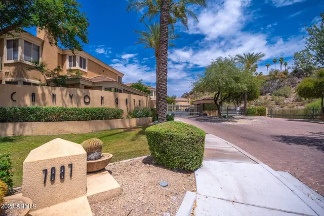 MLS: 6579424 Condo For Sale