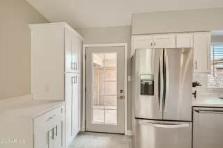 Photo #4: 6579463 Listing