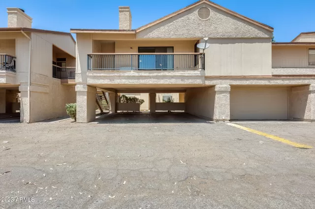 MLS: 6579466 Condo For Sale