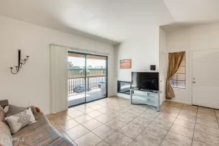 Photo #6: 6579466 Listing