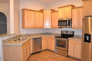 Photo #2: 6579539 Listing