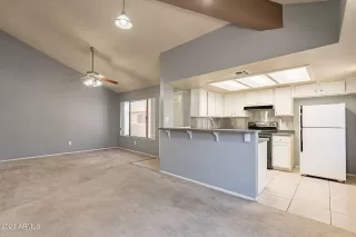 Photo #4: 6579542 Listing