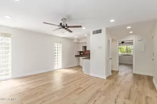 Photo #3: 6579674 Listing 