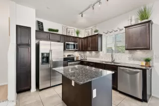 Photo #2: 6579822 Listing