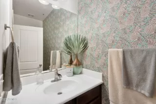 Photo #5: 6579822 Listing