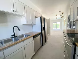 Photo #2: 6579920 Listing