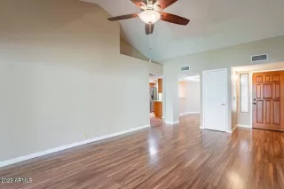 Photo #3: 6579981 Listing