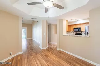 Photo #6: 6579981 Listing