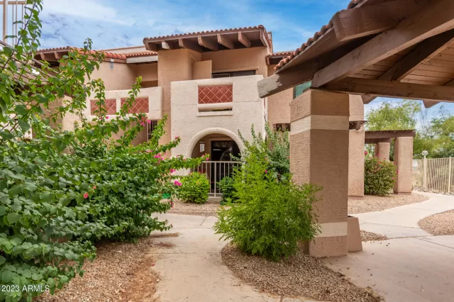 MLS: 6580107 Condo For Sale