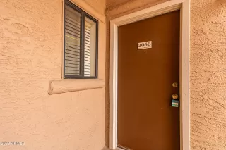 Photo #2: 6580107 Listing 