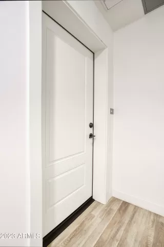 Photo #5: 6580133 Listing 