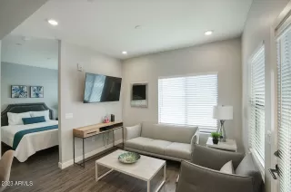 Photo #6: 6580133 Listing 