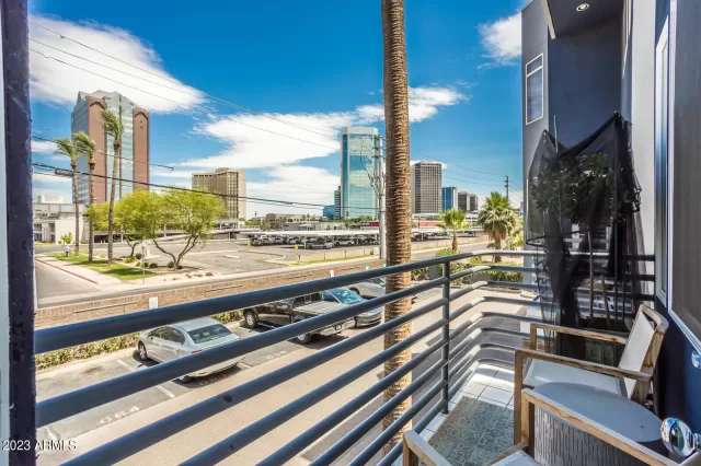 MLS: 6580180 Condo For Sale