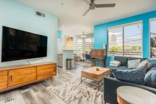 Photo #3: 6580180 Listing 