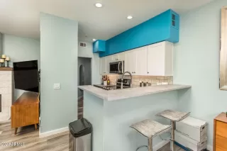 Photo #6: 6580180 Listing 