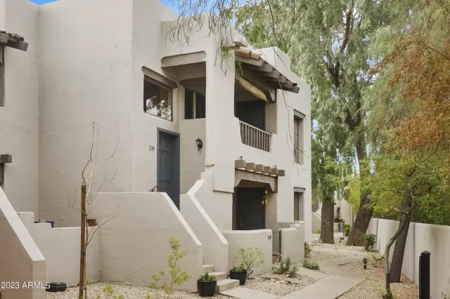 MLS: 6580205 Condo For Sale