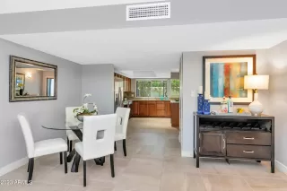 Photo #5: 6580306 Listing 