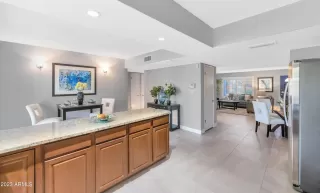 Photo #6: 6580306 Listing 