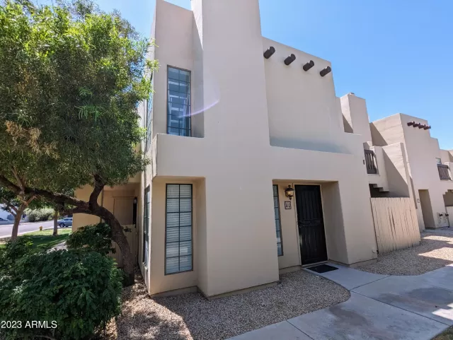 MLS: 6580399 Condo For Sale