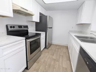 Photo #1: 6580399 Listing