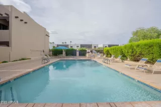 Photo #2: 6580399 Listing