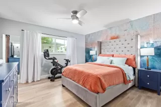 Photo #2: 6580422 Listing