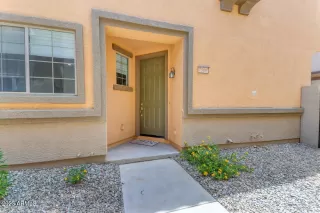 Photo #3: 6580607 Listing