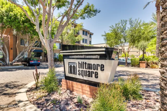 MLS: 6580663 Condo For Sale