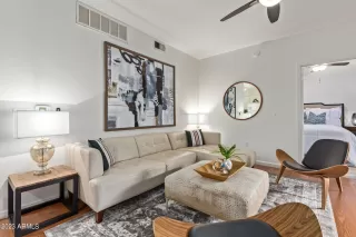 Photo #3: 6580663 Listing 