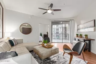 Photo #5: 6580663 Listing 