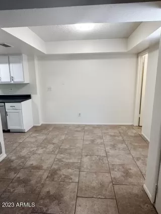 Photo #2: 6580695 Listing 