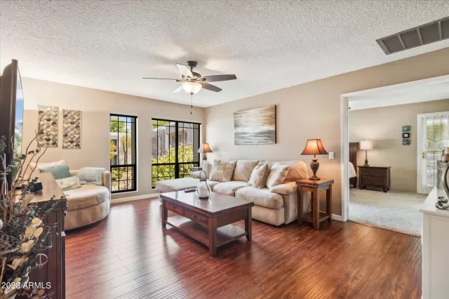 MLS: 6580700 Condo For Sale