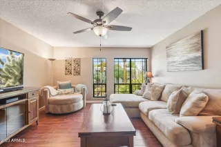 Photo #1: 6580700 Listing 