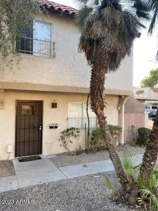 Photo #1: 6580809 Listing