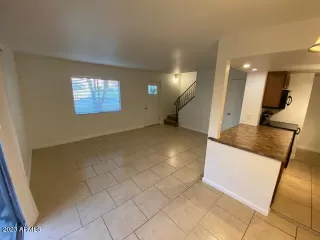 Photo #3: 6580809 Listing