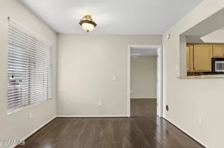 Photo #6: 6580899 Listing 