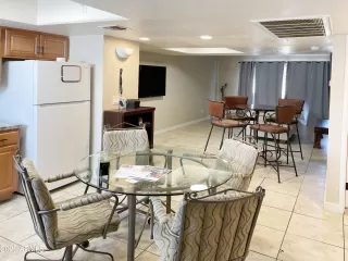 Photo #4: 6581489 Listing