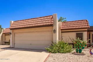 Photo #2: 6581595 Listing