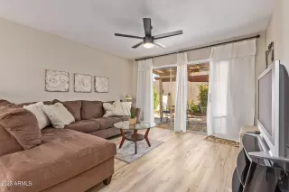 Photo #4: 6581595 Listing