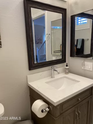 Photo #5: 6581618 Listing 