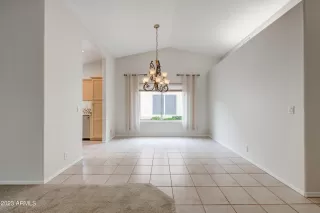 Photo #5: 6581677 Listing 