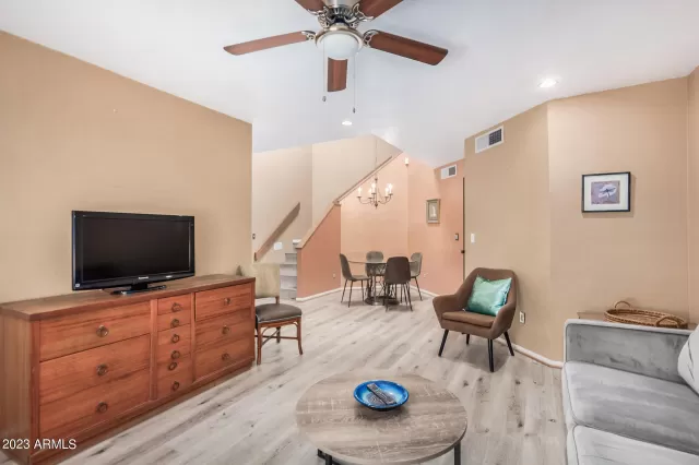 MLS: 6581756 Condo For Sale