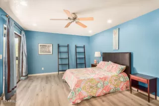 Photo #4: 6581756 Listing