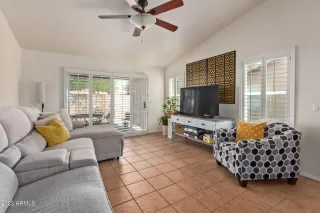 Photo #4: 6581975 Listing