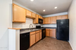 Photo #5: 6581989 Listing 