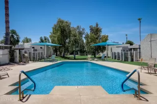 Photo #3: 6582073 Listing