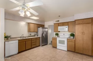 Photo #6: 6582244 Listing 