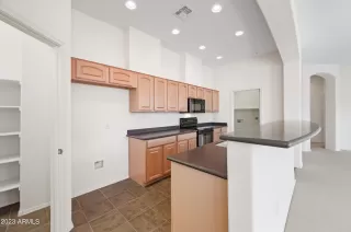 Photo #6: 6582294 Listing 